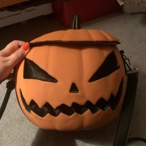 Sleepy Hallow LFEN Pumpkin Purse